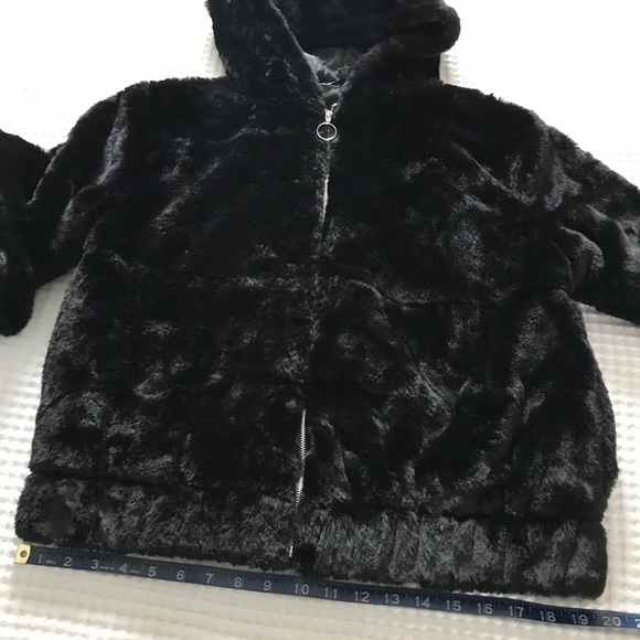 New Black Silky Fuzzy Faux Fur Jacket - Picture 6 of 14